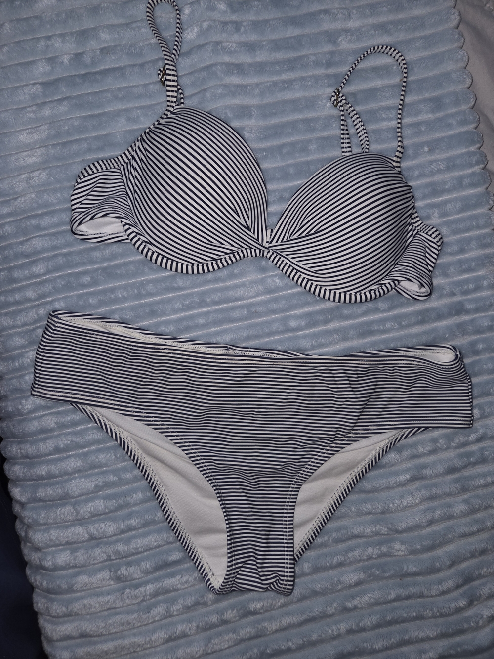 Xhilaration Navy & White Striped Underwire Bikini Set
